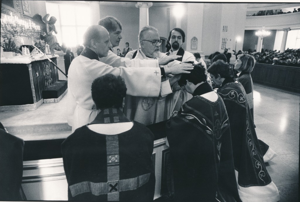 Pappisvirka ja kirkon yhteys